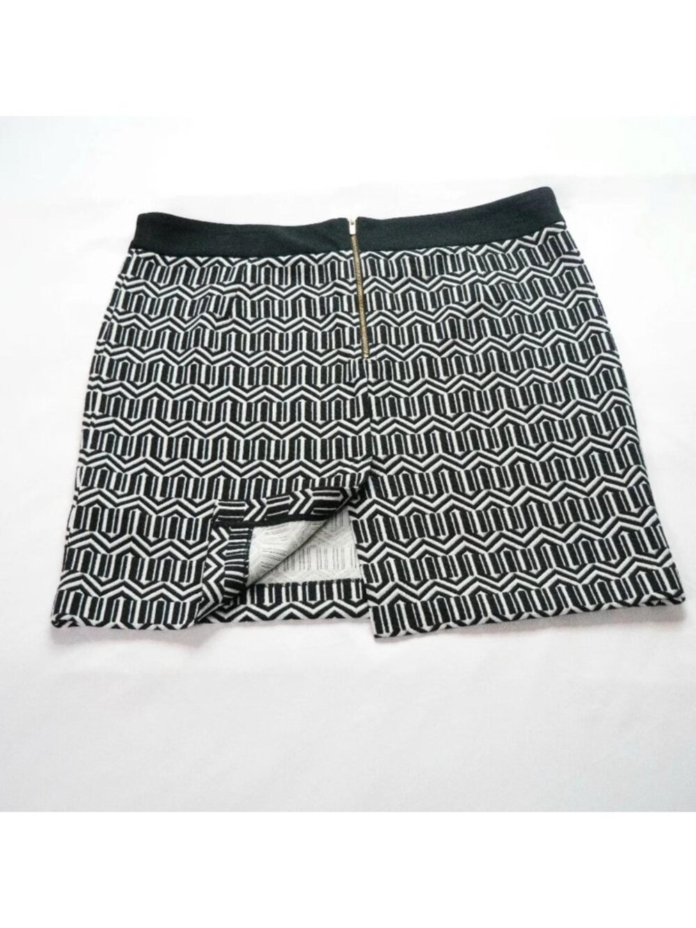 Banana Republic 14 Black White Geometric Jacquard Pencil Skirt NWT - Picture 4 of 12